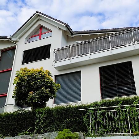 Haus Zur Lilie 호텔 Hinwil 외부 사진