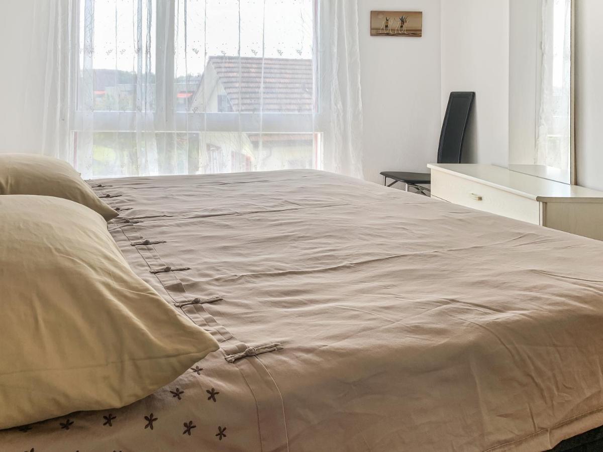 Haus Zur Lilie 호텔 Hinwil 외부 사진